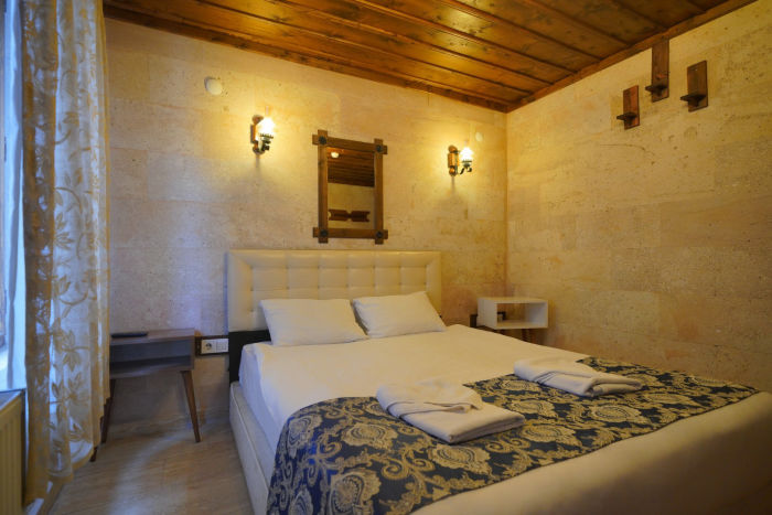 View Cave Hotel Rooms